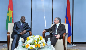 Հայաստանի և Բուրկինա Ֆասոյի արտգործնախարարների հանդիպումը