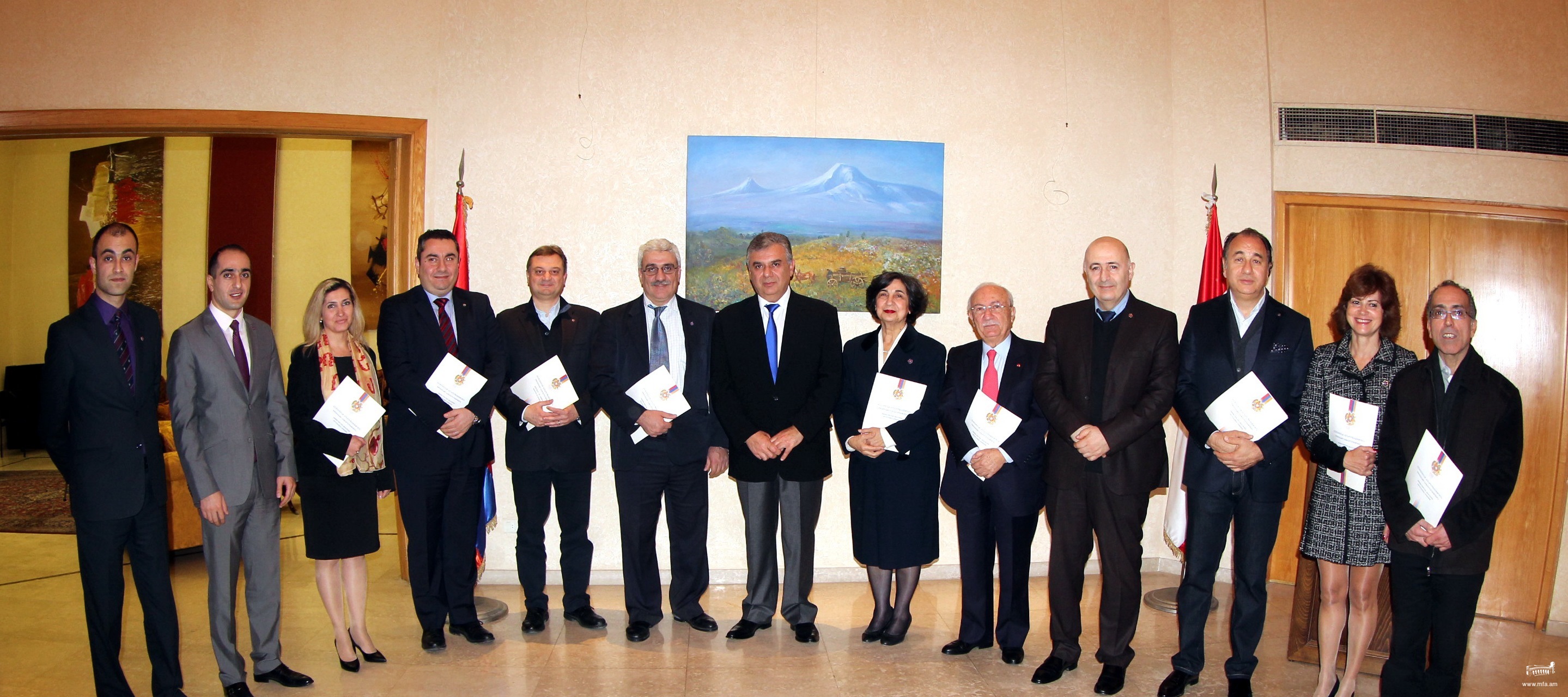 Դեսպան Քոչարյանի հանդիպումը Լիբանանի Հայոց ցեղասպանության 100-րդ տարելիցի Կենտրոնական մարմնի անդամների հետ