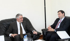 ԱԳ նախարարի տեղակալ Հովակիմյանի հանդիպումը ԱՄՆ պետքարտուղարի խորհրդականի հետ 