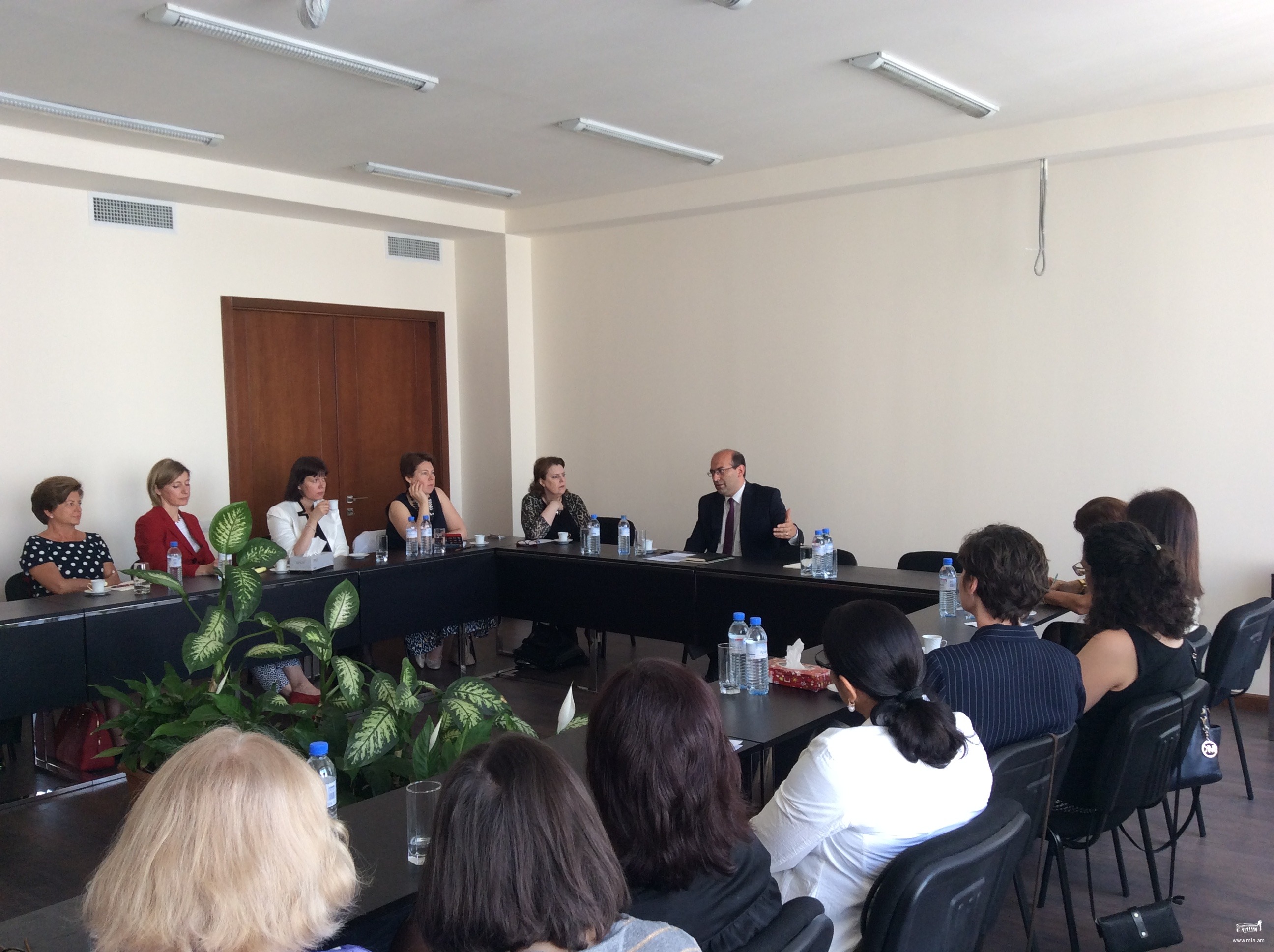 &laquo;Բարի գալուստ Հայաստան&raquo; դիվանագիտական ասոցիացիայի անդամների հանդիպումը ՀՀ ԱԳ նախարարությունում