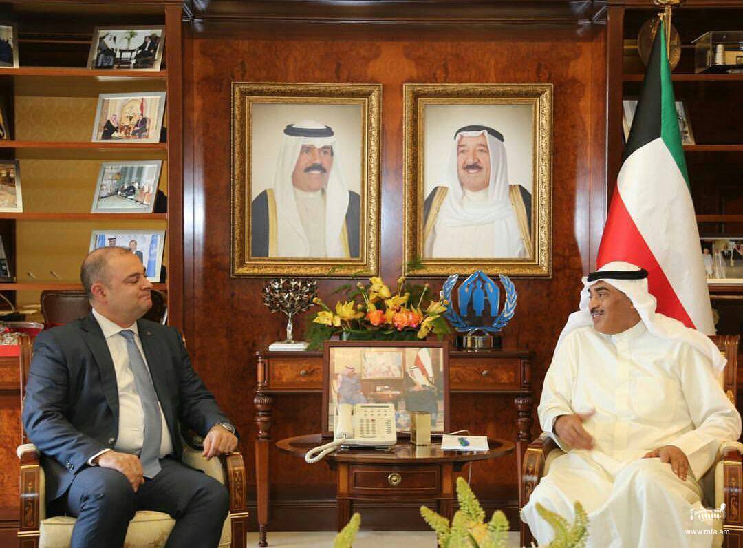Դեսպան Չարչօղլյանի հրաժեշտի հանդիպումը Քուվեյթի Պետության ԱԳ նախարարի հետ