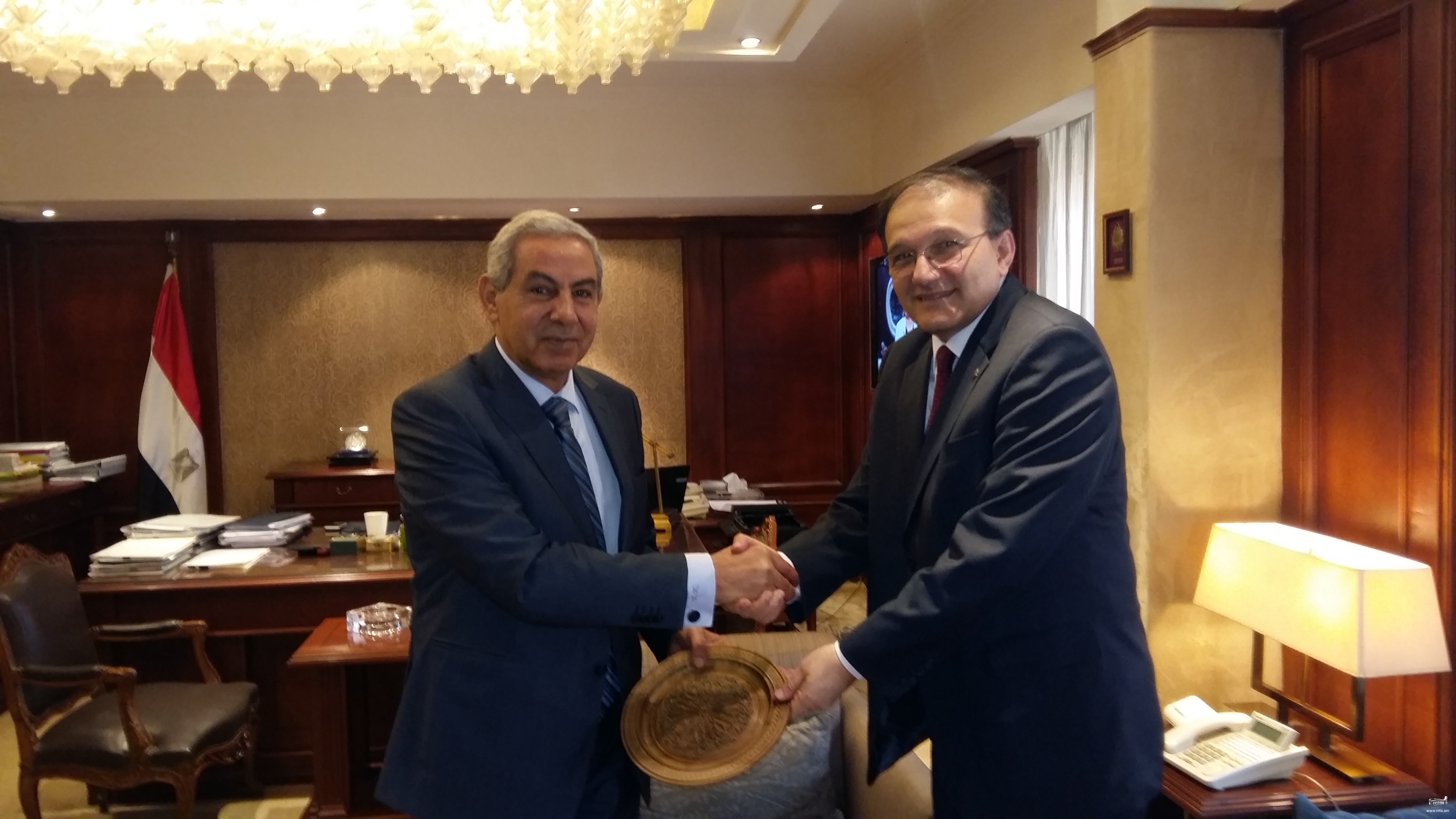 Դեսպան Մելքոնյանը հանդիպումը Եգիպտոսի առևտրի և արդյունաբերության նախարար Քաբիլի հետ