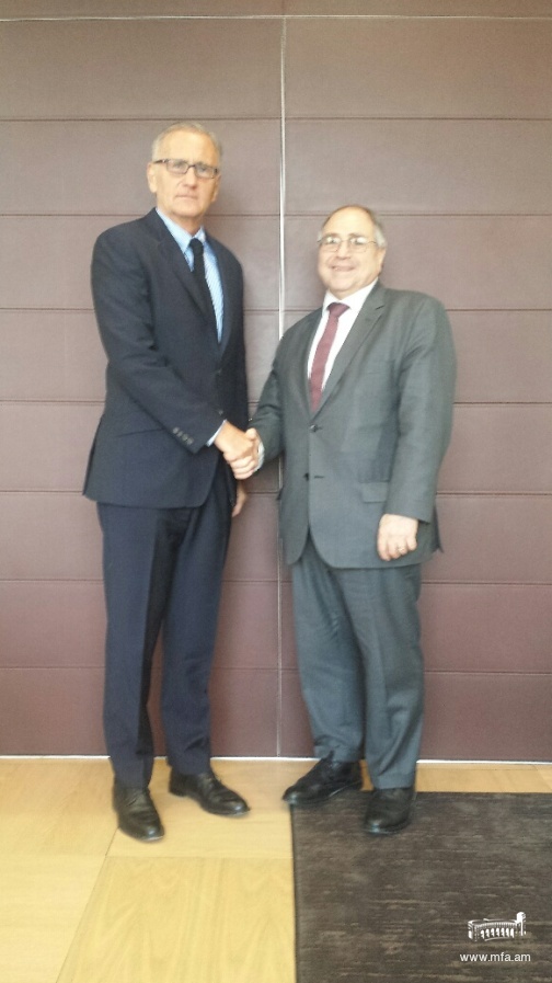 Դեսպան Տեր-Ստեփանյանի հանդիպումը Ֆրանսիայի Զարգացման և Ֆրանկոֆոնիայի հարցերով պետքարտուղար Վալինիի հետ
