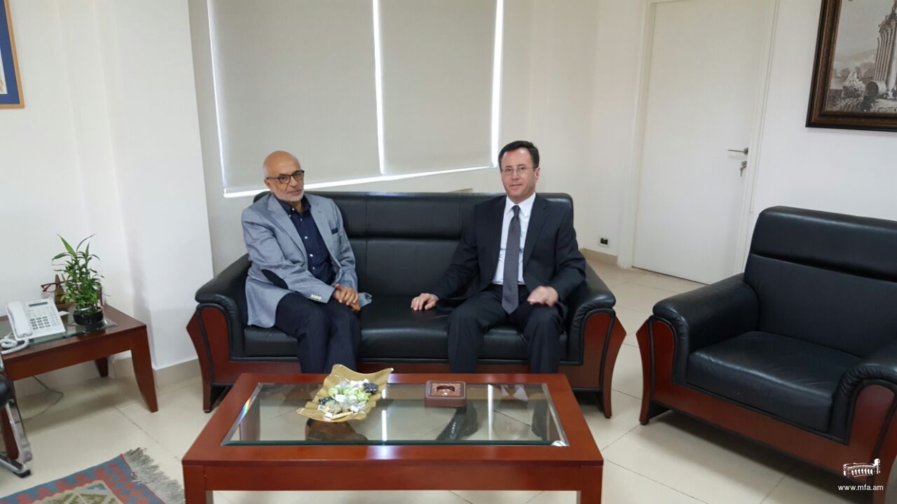 Դեսպան Մկրտչյանի հանդիպումը Լիբանանի գյուղատնտեսության նախարարի հետ