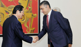 Փոխնախարար Պապիկյանն ընդունեց Ճապոնիա-Հայաստան խորհրդարանական բարեկամության լիգայի պատվիրակությունը