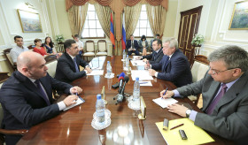 ՀՀ գլխավոր հյուպատոս Ասոյանի հանդիպումը Ռոստովի նահանգապետի հետ