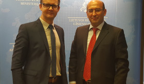Դեսպան Մկրտչյանի հանդիպումը Լիտվայի ԱԳՆ քաղաքական տնօրենի հետ 