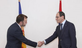 Հայաստանում Մոլդովայի նորանշանակ դեսպանն իր հավատարմագրերի պատճենը հանձնեց ԱԳ նախարարի տեղակալին