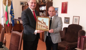 Դեսպան Սարգսյանի այցը Ռուսե քաղաք