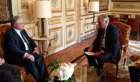 Edward Nalbandian met with Foreign Minister of France
