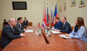 Ռոստովում ՀՀ գլխավոր հյուպատոսի հանդիպումը Դոնի Ռոստովի նորանշանակ քաղաքապետի  հետ
