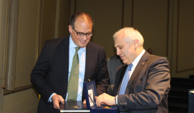 Գերմանացի ռեժիսոր, հրապարակախոս Էրիկ Ֆրիդլերը պարգևատրվեց ՀՀ Նախագահի պետական պարգևով՝ «Բարեկամության» շքանշանով