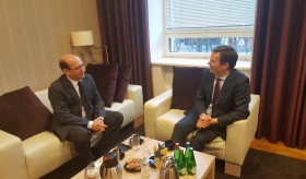 Դեսպան Մկրտչյանի հանդիպումը Տարտուի համալսարանի ռեկտորի հետ
