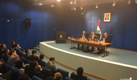 Դեսպան Մկրտչյանի հանդիպումը Լիբանանի Կառավարման ազգային դպրոցի ունկնդիրների հետ