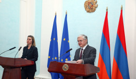 Էդվարդ Նալբանդյանի հեռախոսազրույցը Ֆեդերիկա Մոգերինիի հետ