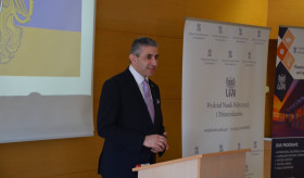 Դեսպան Ղազարյանի դասախոսությունը Պոզնանի համալսարանում