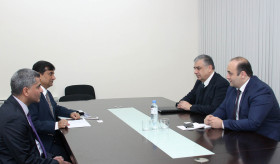 ԱԳ նախարարի տեղակալ Ռոբերտ Հարությունյանի հանդիպումը Հնդկաստանի բեռնափոխադրումների ասոցիացիաների ֆեդերացիայի փոխնախագահի հետ։