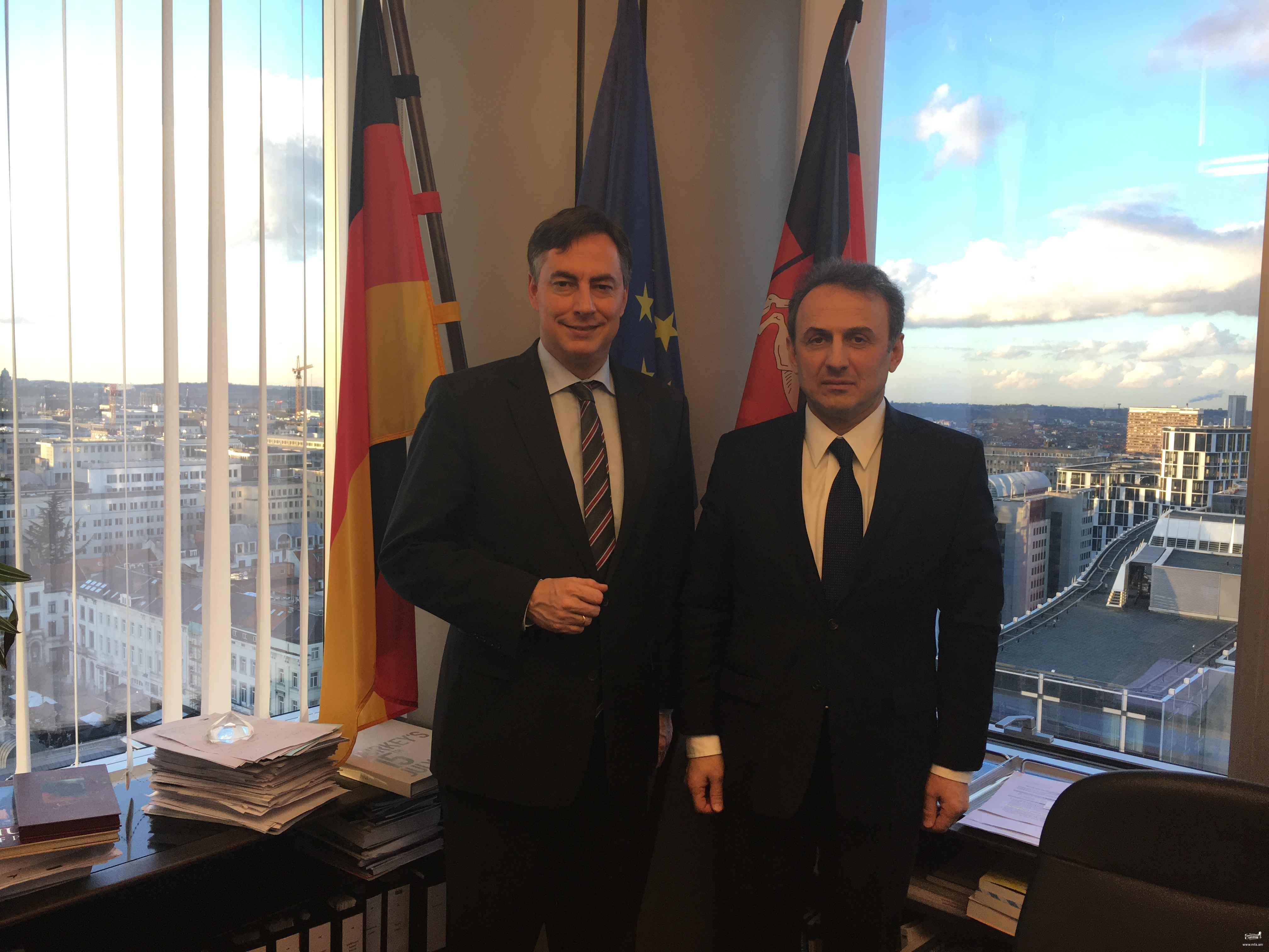 ՀՀ դեսպան Մարգարյանը հանդիպում է ունեցել Եվրոպական Խորհրդարանի արտաքին հարաբերությունների հանձնաժողովի նախագահ Դեյվիդ Մքալիսթերի հետ