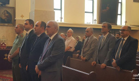 Հանրապետության տոնին նվիրված եկեղեցական արարողություններ Թեհրանում