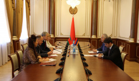  Դեսպան Եսայանի և Բելառուսի ԱԺ Ներկայացուցիչների պալատի նախագահի տեղակալի հանդիպումը