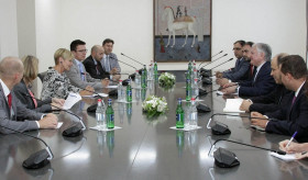 Հայաստանի արտգործնախարարն ընդունեց Դանիայի Թագավորության մշակույթի և եկեղեցական հարցերով նախարար Մետտե Բոկին