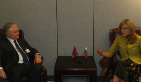 Հայաստանի արտգործնախարարը հանդիպեց Բուլղարիայի արտաքին գործերի նախարարի հետ