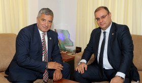 Դեսպան Չարչօղլյանի հանդիպումը Հունաստանի Մարուսի քաղաքի քաղաքատեպի հետ