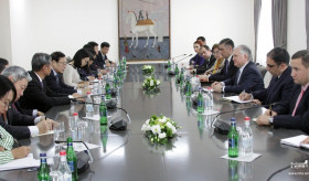 Հայաստանի արտգործնախարարն ընդունեց Անվտանգության և ահաբեկչության դեմ պայքարի հարցերով Չինաստանի հանձնակատարին