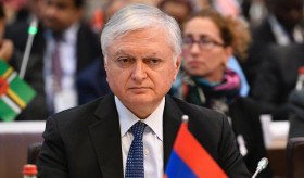 Էդվարդ Նալբանդյանի ելույթը. Ֆրանկոֆոնիայի XVII երևանյան Գագաթաժողովի  կազմակերպում․ նախապատրաստական աշխատանքների ընթացք, ամսաթվեր, խորհրդանշան և կարգախոս 