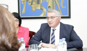 ՀՀ ԱԳ նախարարի տեղակալ Աշոտ Հովակիմյանի հանդիպումը ՄԻԳՀԳ-ի դաշտային գործողությունների և տեխնիկական համագործակցության վարչության տնօրեն Ժորժետ Գանյոնի գլխավորած պատվիրակության հետ