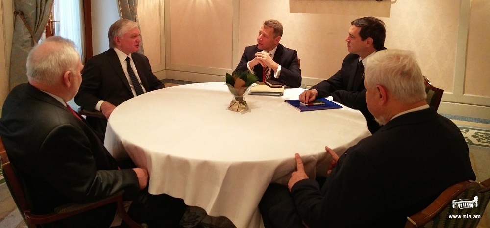 Edward Nalbandian met with the OSCE Minsk Group Co-Chairs in Krakow