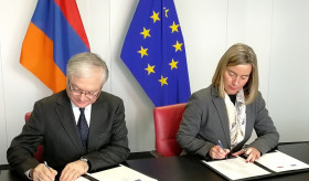 Էդվարդ Նալբանդյանի և Ֆեդերիկա Մոգերինիի հանդիպումը