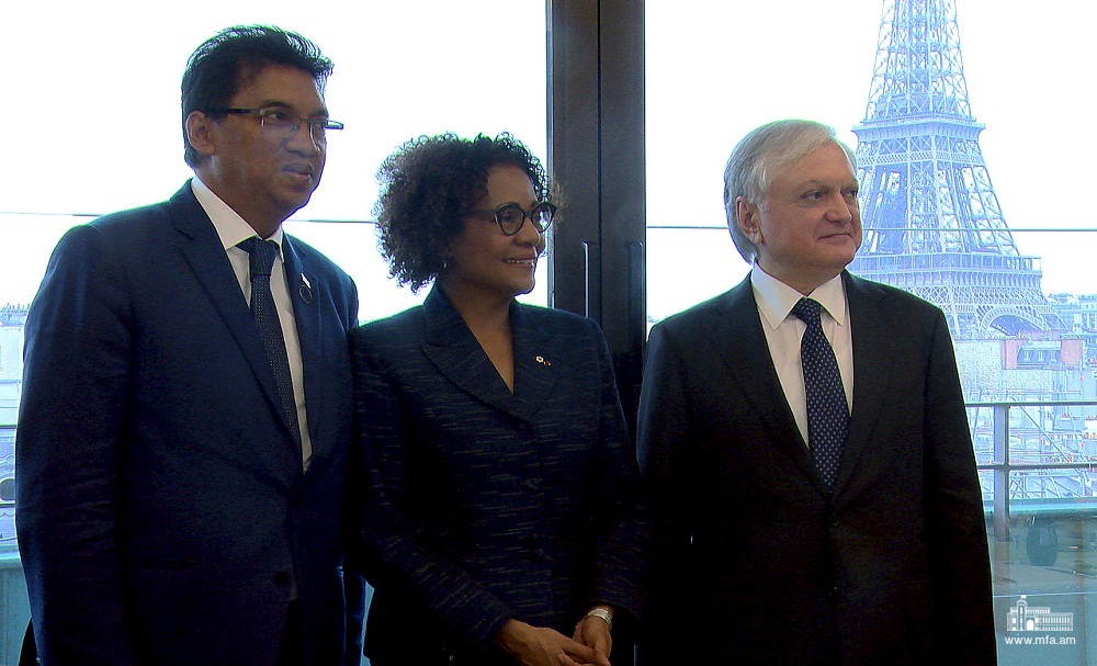 Rencontre entre la Secrétaire générale de la Francophonie et les Ministres des Affaires étrangères d'Arménie et  de Madagascar