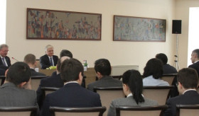 Հայաստանի արտգործնախարար Էդվարդ Նալբանդյանը հանդիպեց Լյուքսեմբուրգի արտաքին գործերի և եվրոպական հարցերի նախարար Ժան Ասելբորնի հետ