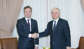 Edward Nalbandian a reçu le Secrétaire d’État auprès du Ministre de l’Europe et des Affaires étrangères