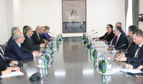 Zohrab Mnatsakanyan a eu une rencontre avec le Président du Parlement de Chypre
