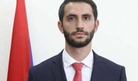 ՌՈՒԲԵՆ ՌՈՒԲԻՆՅԱՆԻՆ ԱՐՏԱՔԻՆ ԳՈՐԾԵՐԻ ՆԱԽԱՐԱՐԻ ՏԵՂԱԿԱԼ ՆՇԱՆԱԿԵԼՈՒ ՄԱՍԻՆ