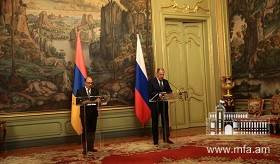ՀՀ արտաքին գործերի նախարար Արա Այվազյանի բացման խոսքը և պատասխանը լրագրողների հարցերին՝ ՌԴ արտաքին գործերի նախարար Սերգեյ Լավրովի հետ համատեղ մամուլի ասուլիսին