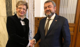 Դեսպան Տիգրան Սեյրանյանի հանդիպումը Չեխիայի արդյունաբերության և առևտրի նախարար Մարթա Նովակովայի հետ