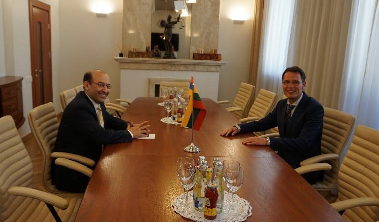 ՀՀ դեսպանը հանդիպեց Լիտվայի արդարադատության նախարարին