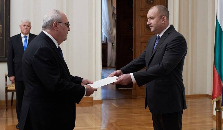 Դեսպան Եդիգարյանն իր հավատարմագրերը հանձնեց Բուլղարիայի Հանրապետության նախագահին