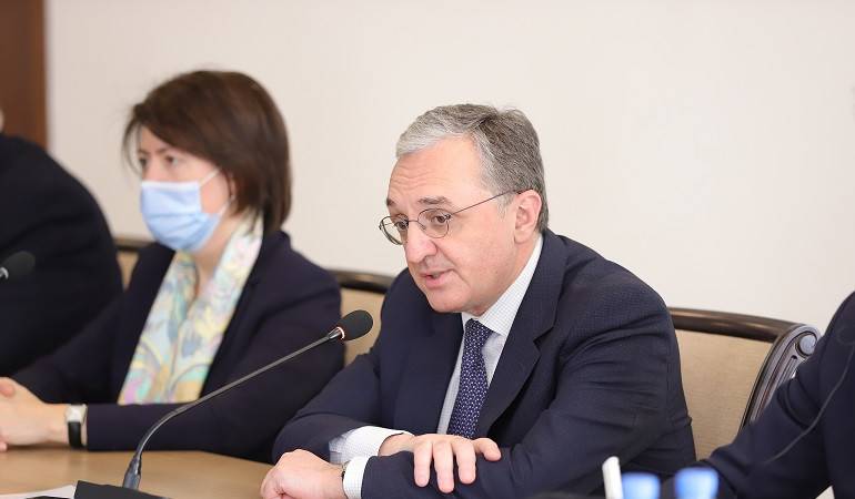Meeting of Foreign Minister Zohrab Mnatsakanyan with the Members of the National Assembly of France