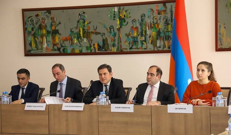 Կայացել է Հայ-ամերիկյան ռազմավարական երկխոսության նիստի առցանց խորհրդակցությունների բազմաոլորտ համագործակցության վերաբերյալ 2022թ․ առաջին նիստը