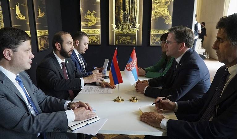 Meeting of Foreign Minister of Ararat Mirzoyan with Foreign Minister of Serbia Nikola Selaković