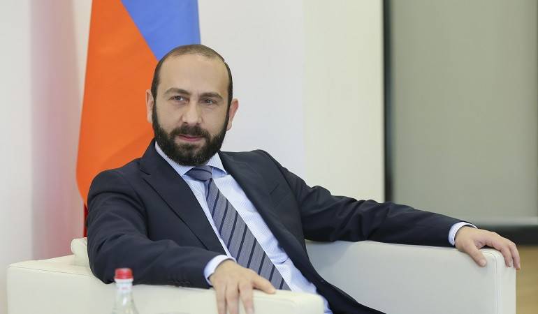 Интервью  министра иностранных дел РА «Радио Азатутюн»