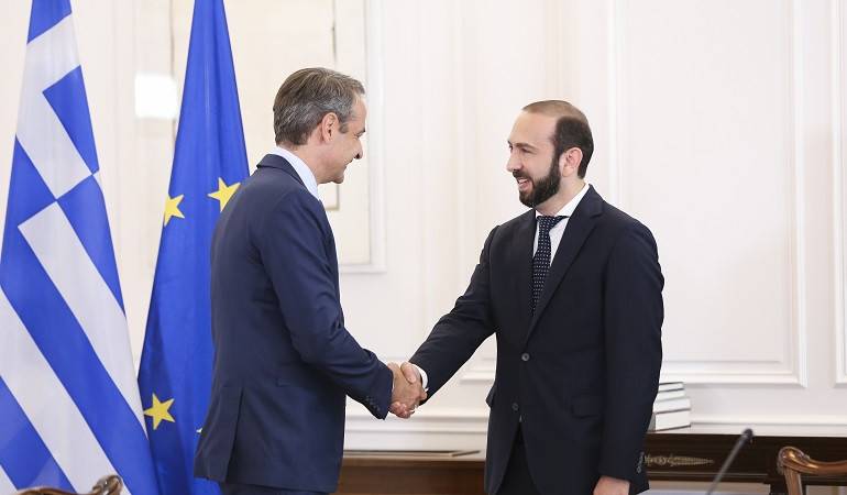 Meeting of the Minister of Foreign Affairs of Armenia with the Prime Minister of Greece