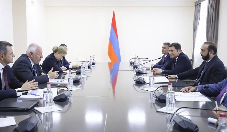 Political consultations between the Foreign Ministries of Armenia and Romania