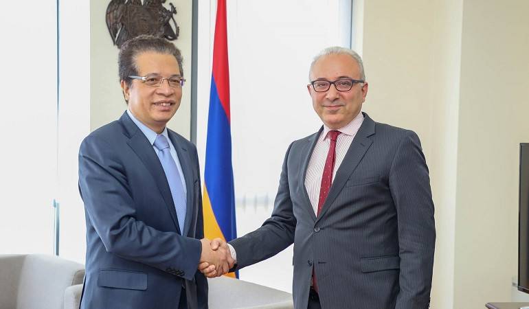 The Ambassador-Designate of Vietnam handed over a copy of his credentials to the Deputy Foreign Minister of Armenia