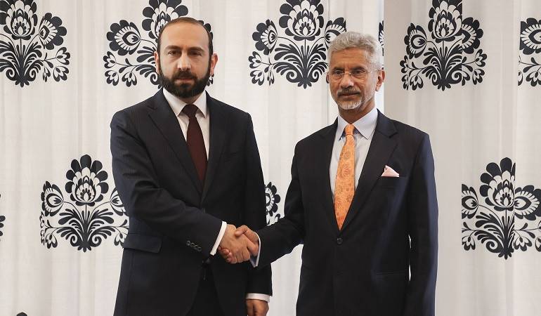 Meeting of the Foreign Ministers of Armenia and India