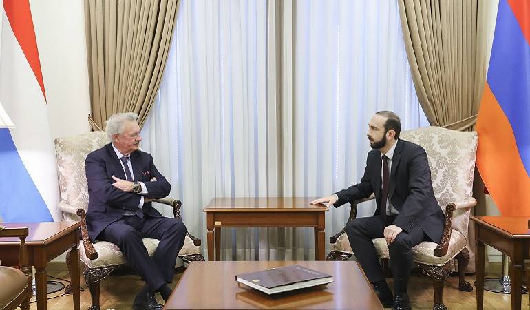 Déclaration à la presse d’Ararat Mirzoyan, ministre des Affaires étrangères de la République d'Arménie, et les réponses aux questions des journalistes lors d'une conférence de presse avec Jean Asselborn, ministre des Affaires étrangères du Luxembourg